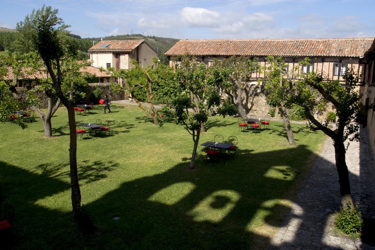 Santa Maria La Real Hotel